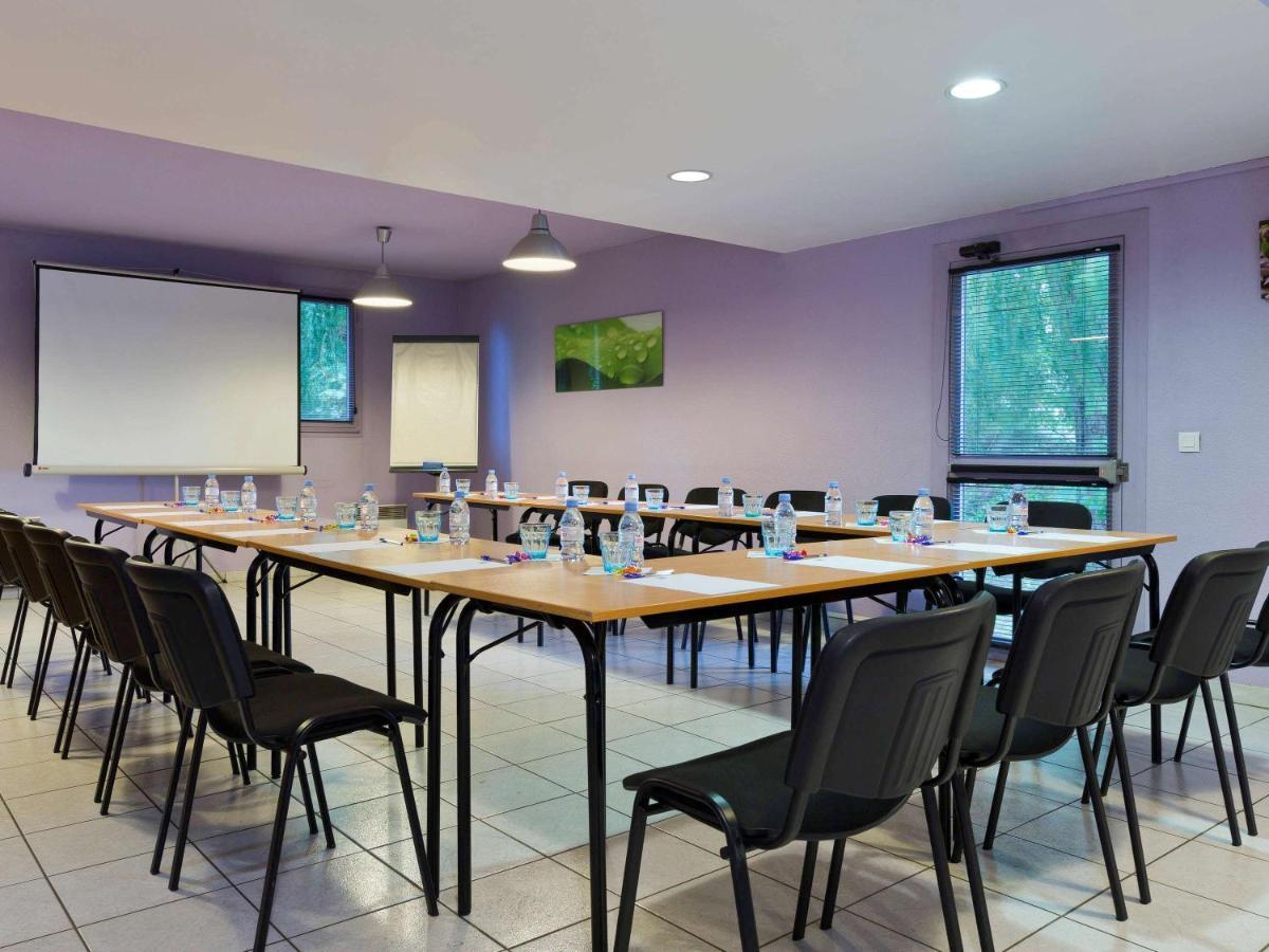 Ibis Budget Chilly-Mazarin Les Champarts Exterior photo