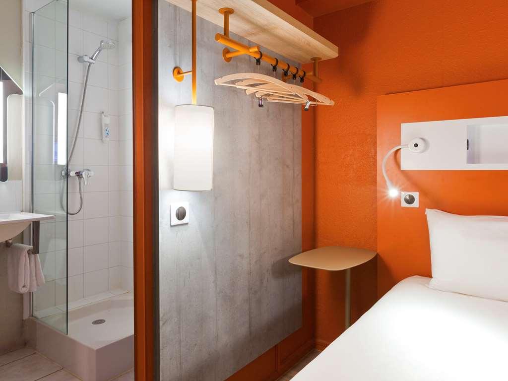 Ibis Budget Chilly-Mazarin Les Champarts Room photo
