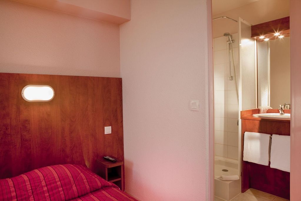 Ibis Budget Chilly-Mazarin Les Champarts Room photo